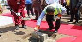 lançamento da primeira pedra das obras de construção estrada Mueda-Negomano