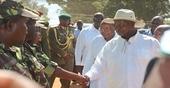  Yoweri Museveni apoia o centro de instrução militar de Montepuez